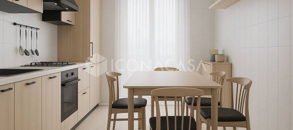 6 rooms Apartment in Pescara, Italy No. 24894 2