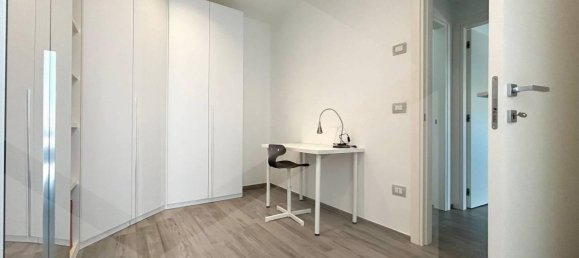 Квартира с 3 комнатами в Бишелье, Италия № 30684 5