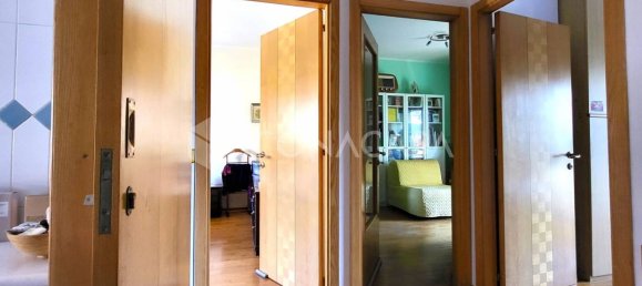 8 rooms House in Spoltore, Italy No. 29345 7
