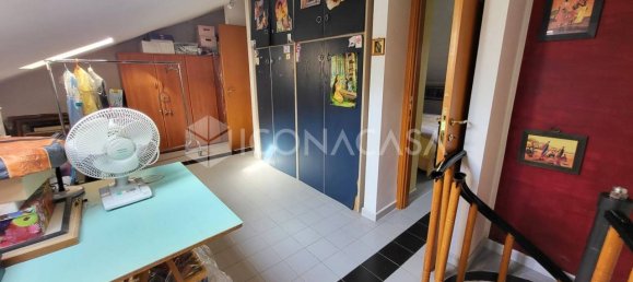 8 rooms House in Spoltore, Italy No. 29345 17