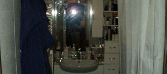 3-salle Appartement à Bologna, Italy No. 97424 10