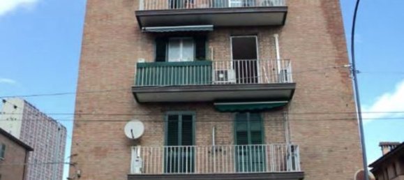 3-salle Appartement à Bologna, Italy No. 97424 13