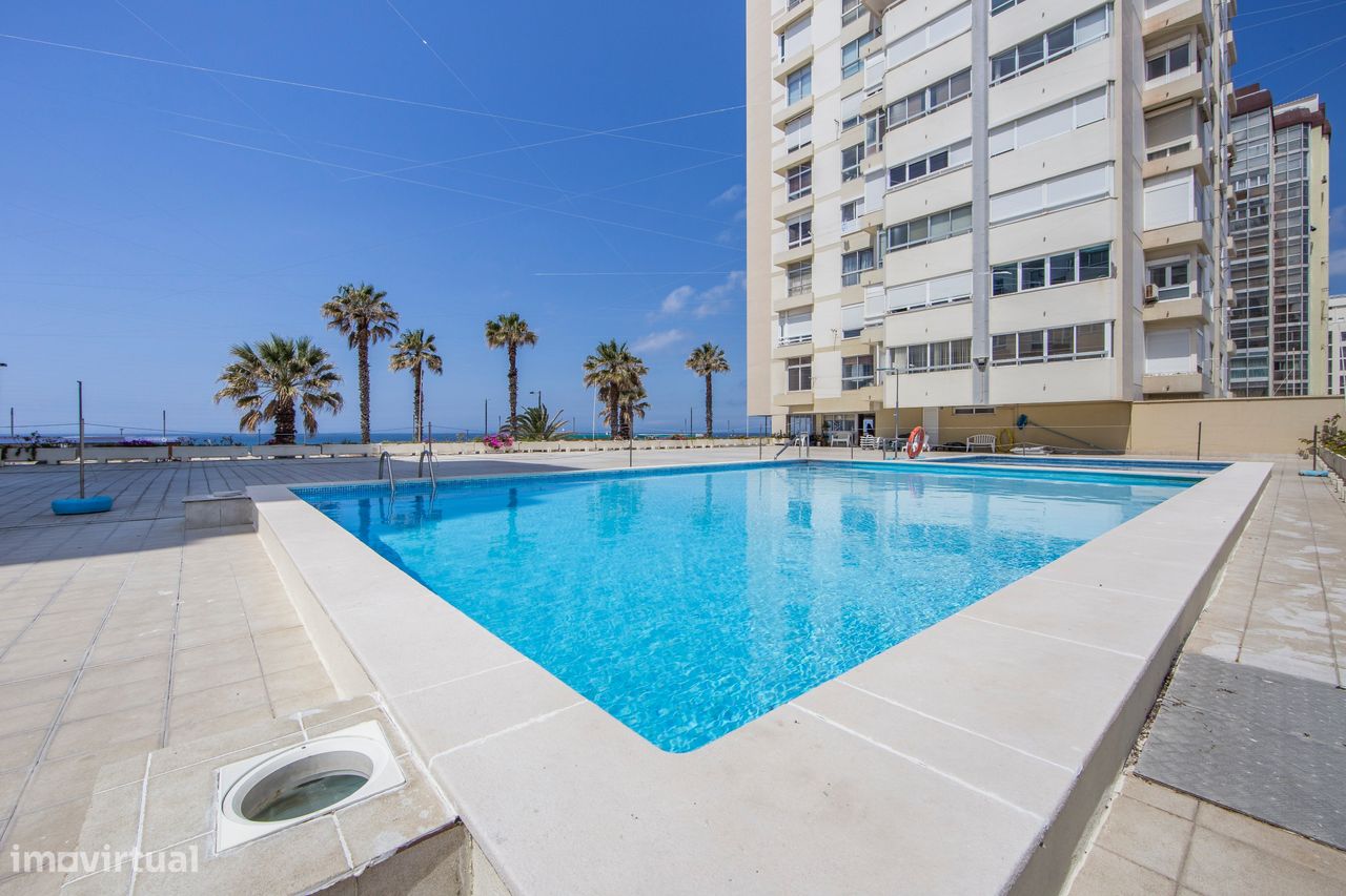 1 bedroom Apartment in Almada, Portugal No. 296162