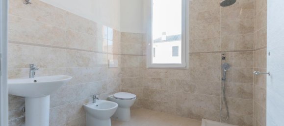 Apartamento de 3 divisões em Bondeno, Italy N.º 30158 5