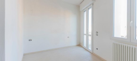 Apartamento de 3 divisões em Bondeno, Italy N.º 30158 7