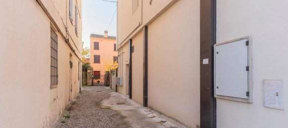 Apartamento de 3 divisões em Bondeno, Italy N.º 30158 20
