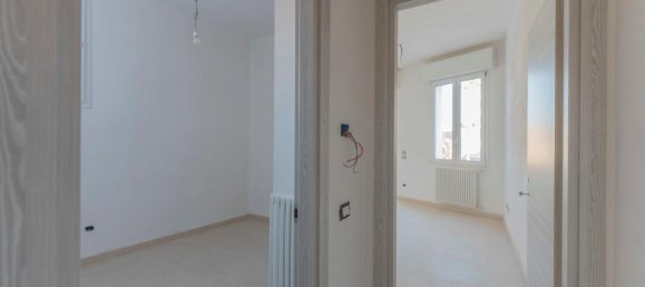 Apartamento de 3 divisões em Bondeno, Italy N.º 30158 13