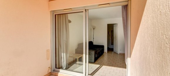 1 bedroom Apartment in Cagnes-sur-Mer, France No. 337459 4