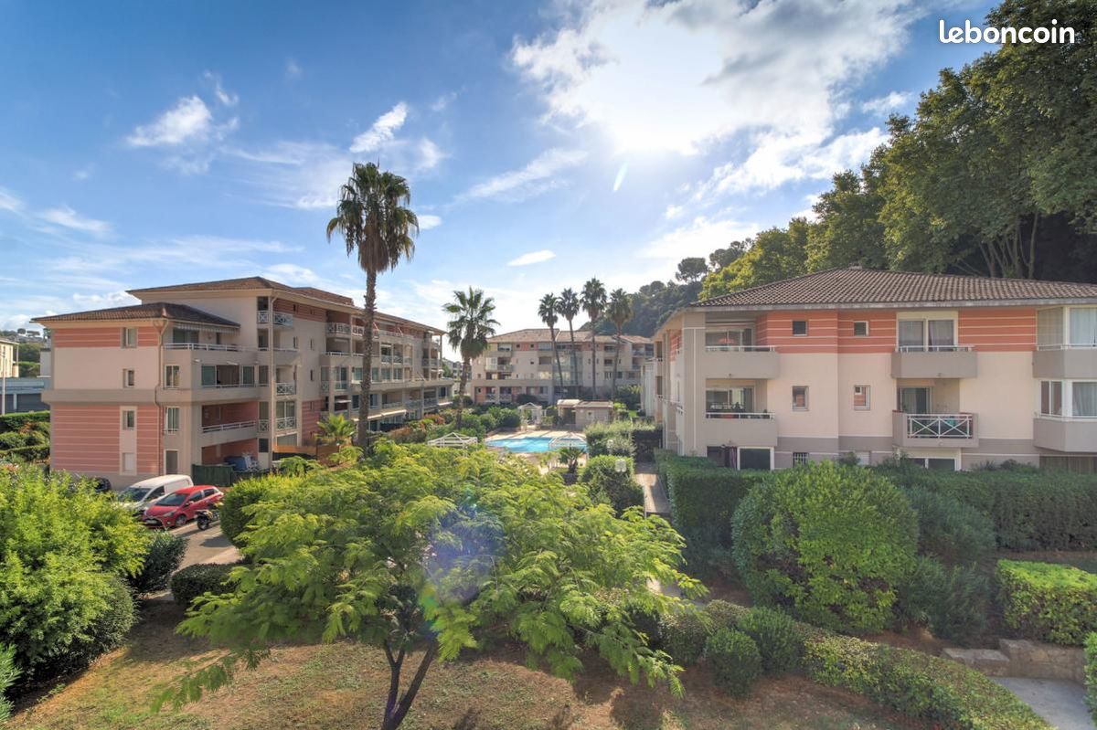 1 bedroom Apartment in Cagnes-sur-Mer, France No. 337459