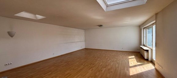 3 bedrooms Bungalow in Stuttgart, Germany No. 286529 3