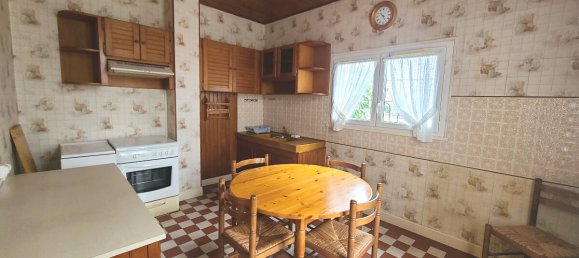 Casa de 3 dormitorios en Voue, France No. 41834 5