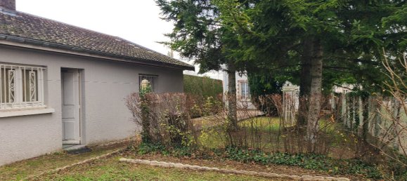 Casa de 3 dormitorios en Voue, France No. 41834 13