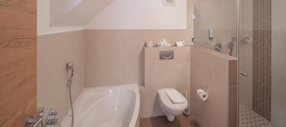 Hôtel à Ostalbkreis, Germany 1522m² No. 39714 38