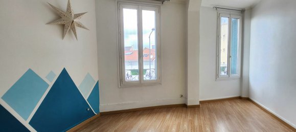 Дом с 3 спальнями в Фонтене-су-Буа, Франция № 167256 11