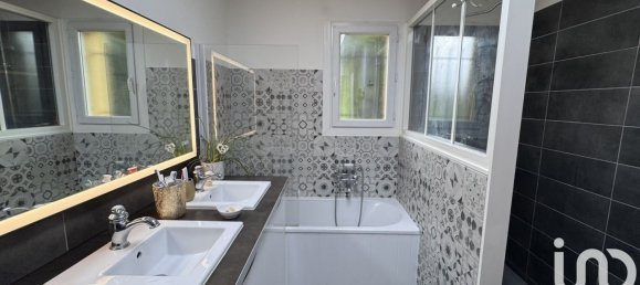 Villa de 3 dormitorios en Tournus, France No. 203706 7