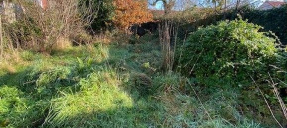  Land in Reze, France No. 99228 2