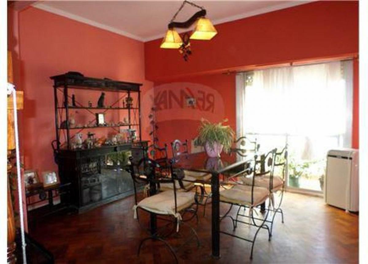 3 bedrooms House in Avellaneda, Argentina No. 85688