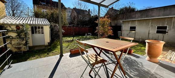 3 bedrooms House in Poissy, France No. 188384 12