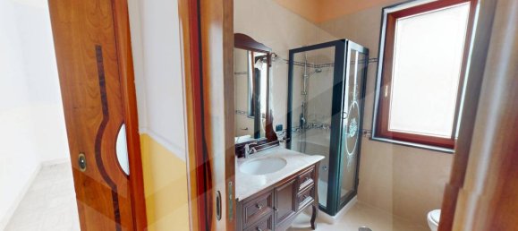 Apartamento de 3 habitaciónes en Pomigliano d'Arco, Italy No. 22448 17