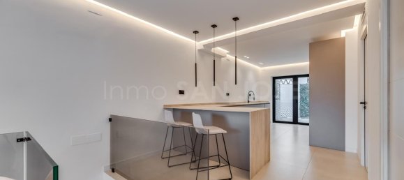 4 Schlafzimmer Doppelhaus in Marbella, Spain, Nr. 128932 31