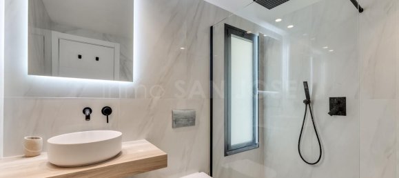 4 Schlafzimmer Doppelhaus in Marbella, Spain, Nr. 128932 22