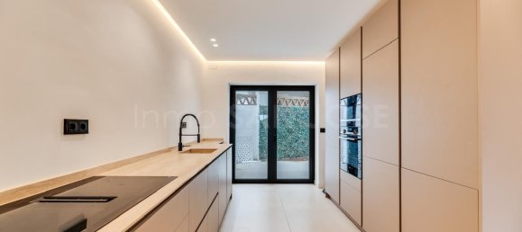 4 Schlafzimmer Doppelhaus in Marbella, Spain, Nr. 128932 2