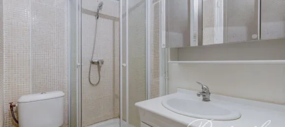 4 Schlafzimmer Wohnung in Paris, France, Nr. 350460 19