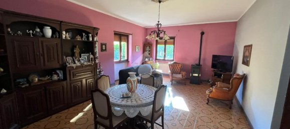 2 Schlafzimmer Wohnung in Subiaco, Italy, Nr. 353020 4