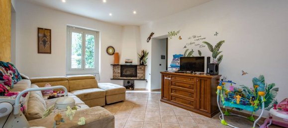 6 bedrooms Villa in Genoa, Italy No. 297619 15