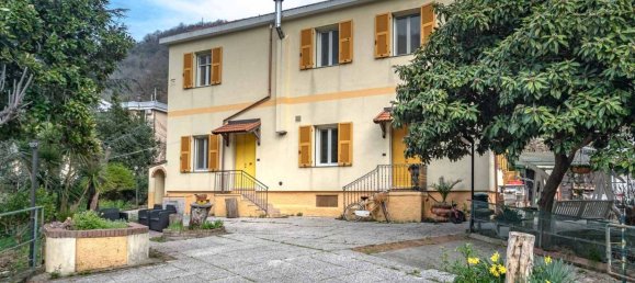 6 bedrooms Villa in Genoa, Italy No. 297619 5