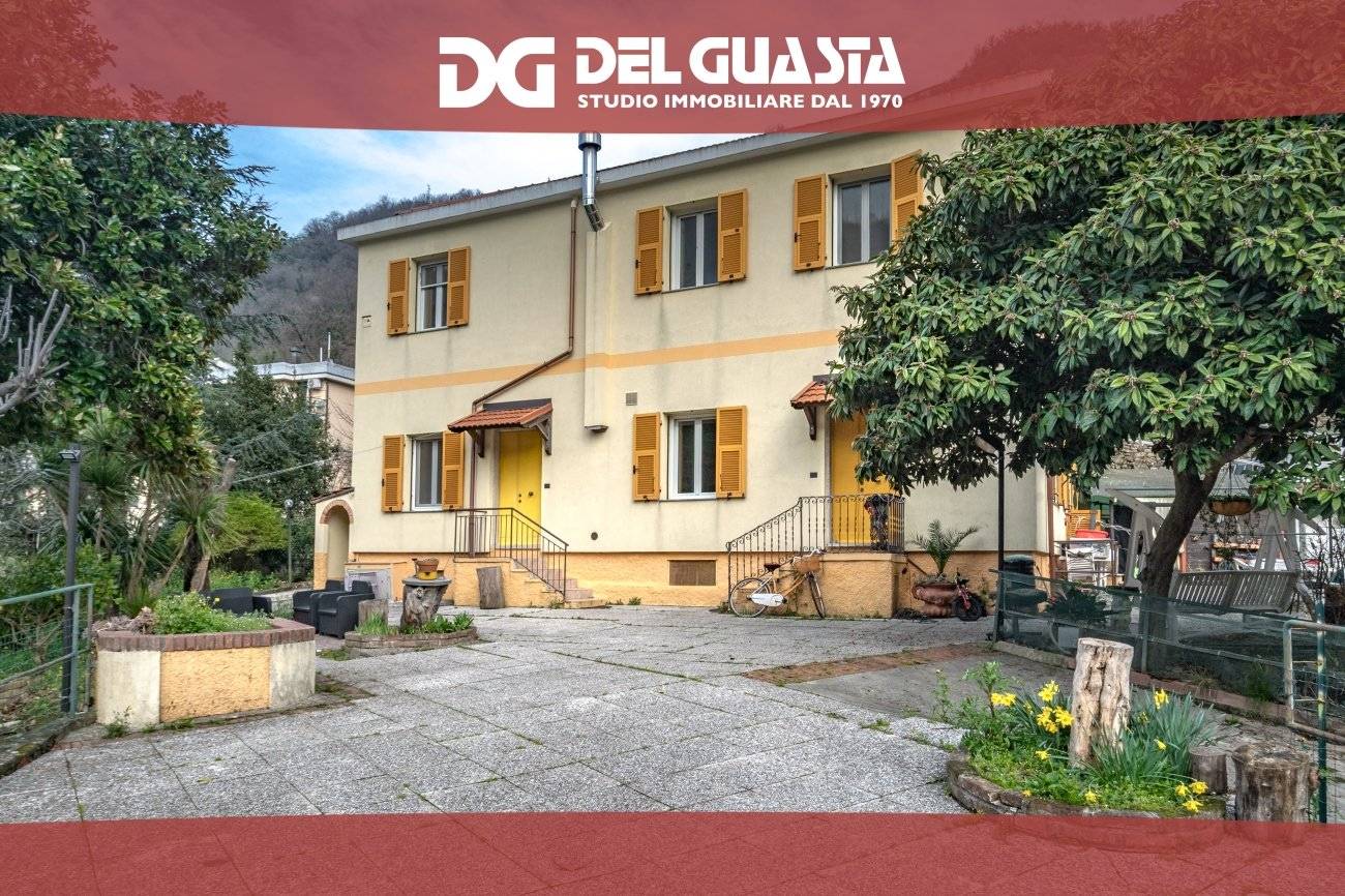 6 bedrooms Villa in Genoa, Italy No. 297619