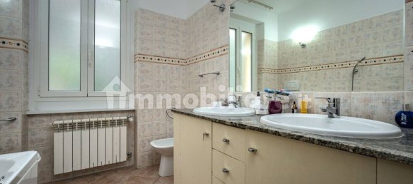 6 bedrooms Villa in Genoa, Italy No. 297619 2