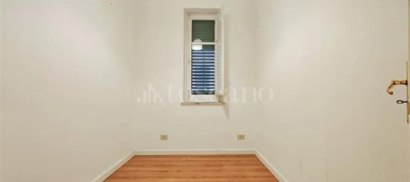 5 rooms Apartment in Palermo, Italy No. 52253 13