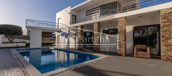 5 bedrooms House in Cascais, Portugal No. 120220 4