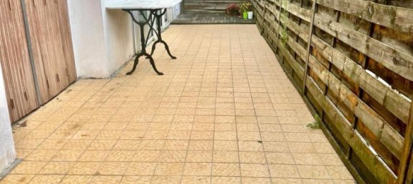 Apartamento de 3 dormitorios en Le Chambon-Feugerolles, France No. 197912 2