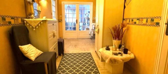 Apartamento de 3 dormitorios en Le Chambon-Feugerolles, France No. 197912 15