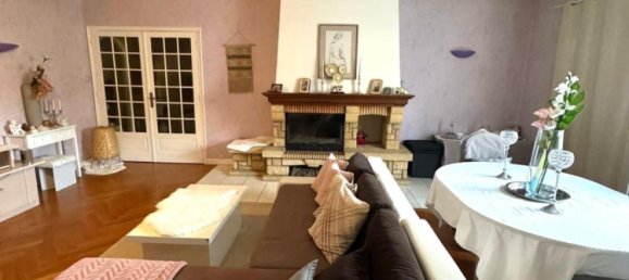 Apartamento de 3 dormitorios en Le Chambon-Feugerolles, France No. 197912 6