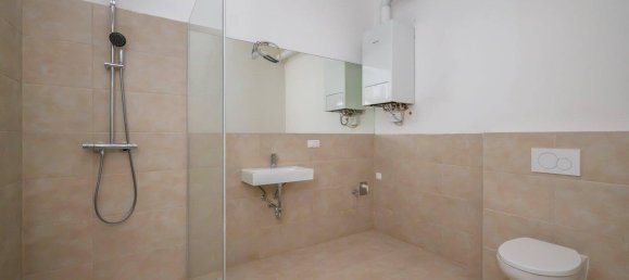 Studio in Rudolfsheim-Funfhaus, Austria, Nr. 64573 5