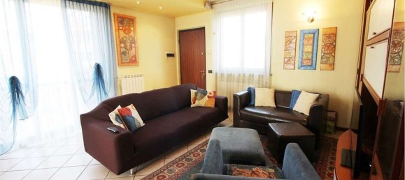 4 rooms Apartment in Dalmine, Italy No. 54790 7