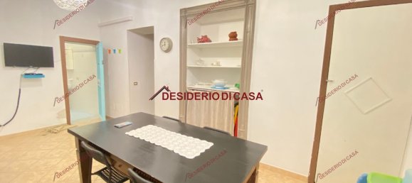 Квартира с 3 комнатами в Чефалу, Италия № 162561 5