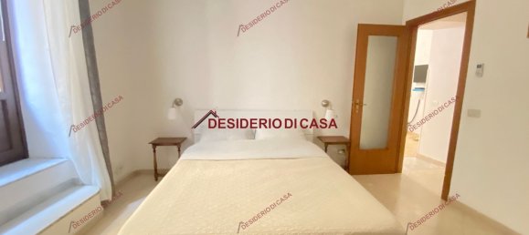 Квартира с 3 комнатами в Чефалу, Италия № 162561 13