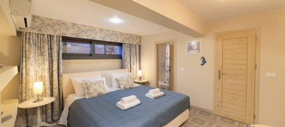 5 bedrooms Villa in Agios Nikolaos, Greece No. 6217 20