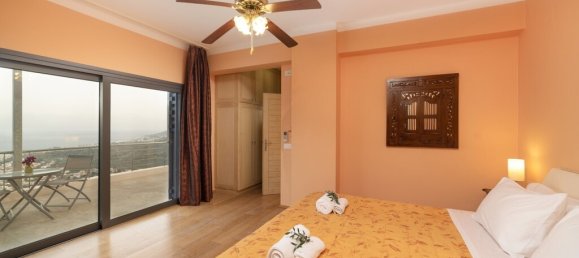 5 bedrooms Villa in Agios Nikolaos, Greece No. 6217 16