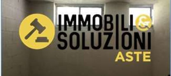 5 rooms Apartment in Treviglio, Italy No. 6100 30