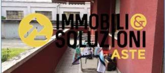 5 rooms Apartment in Treviglio, Italy No. 6100 25