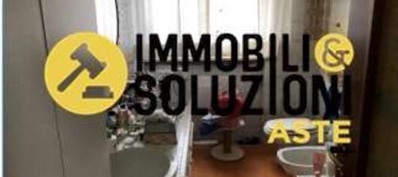 5 rooms Apartment in Treviglio, Italy No. 6100 24