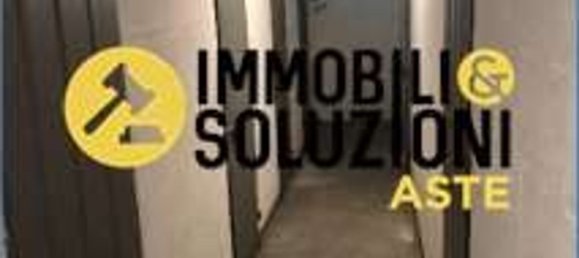 5 rooms Apartment in Treviglio, Italy No. 6100 28