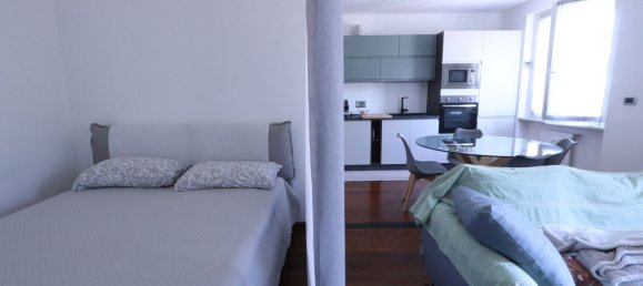 Apartamento de 2 dormitorios en Genoa, Italy No. 335702 15