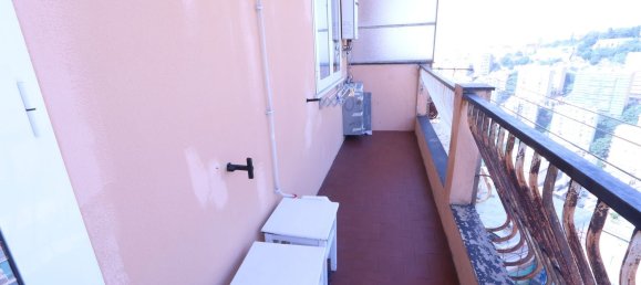 Apartamento de 2 dormitorios en Genoa, Italy No. 335702 21