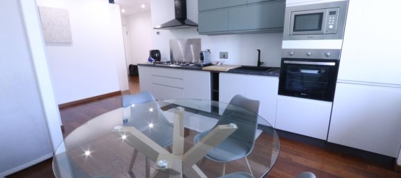 Apartamento de 2 dormitorios en Genoa, Italy No. 335702 10